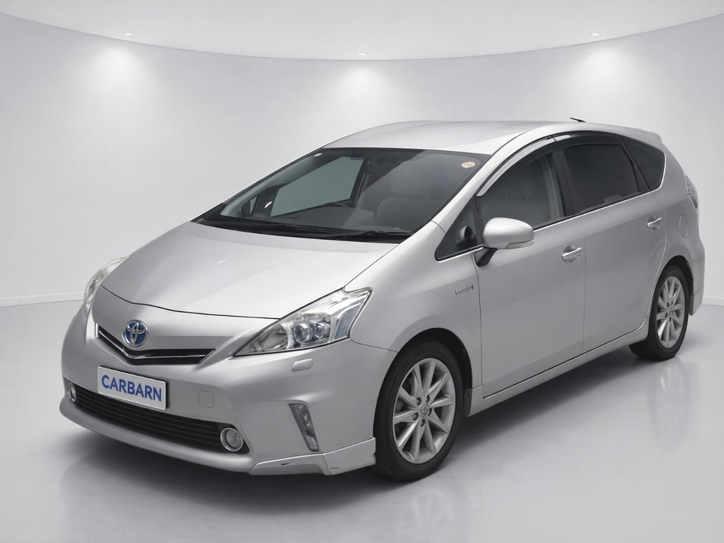2013 Toyota Prius Alpha vehicle photo photo 2