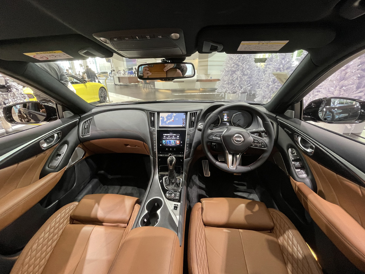 Nissan Skyline Interior
