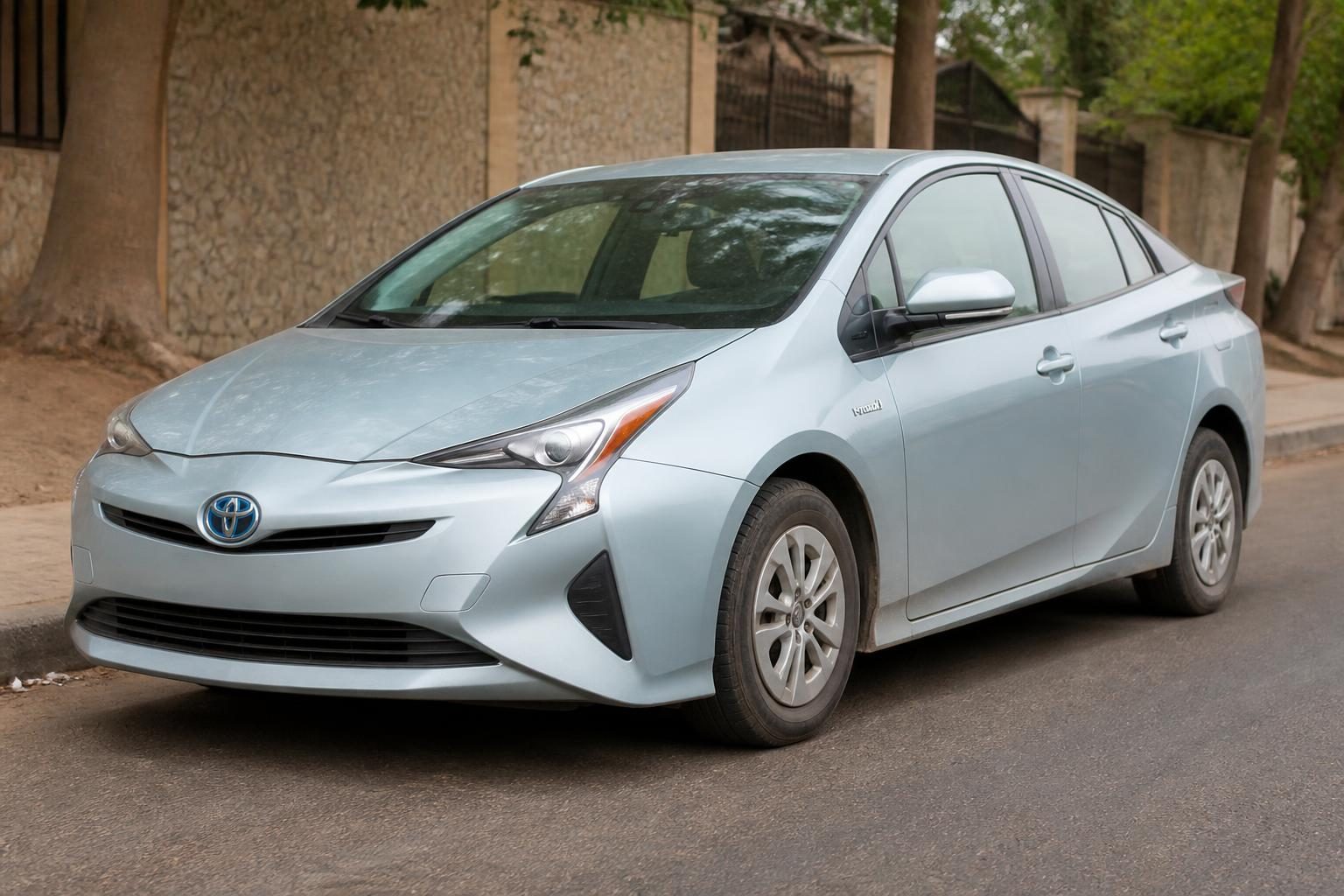 2016 Toyota Prius — used car available in South Sudan