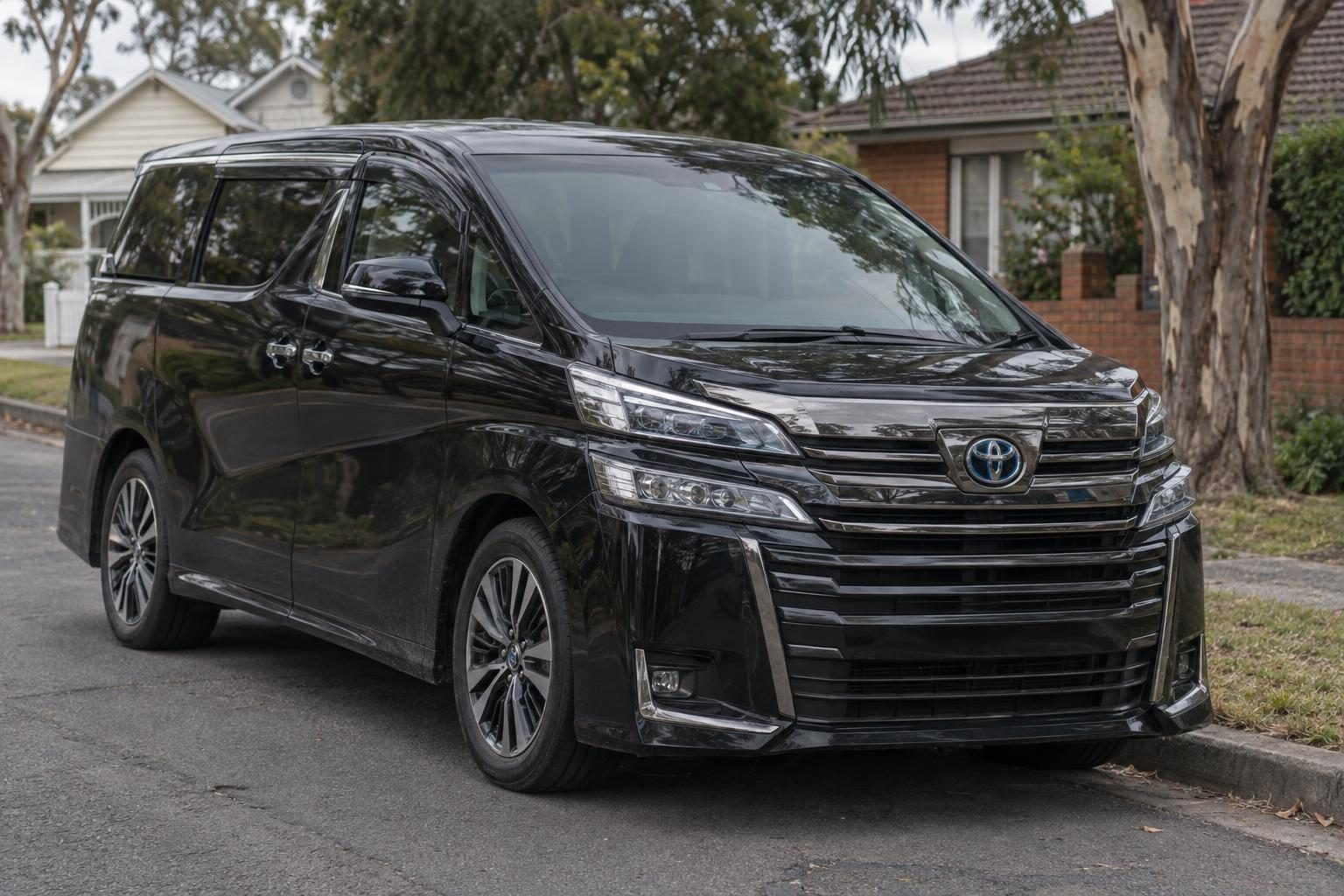 Toyota Vellfire AYH30 hybrid; eight seats on the X grade only, like the Alphard