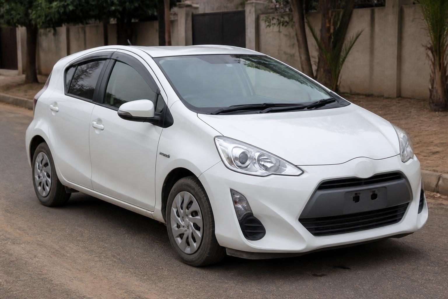 2017 Toyota Aqua — used car available in Zambia
