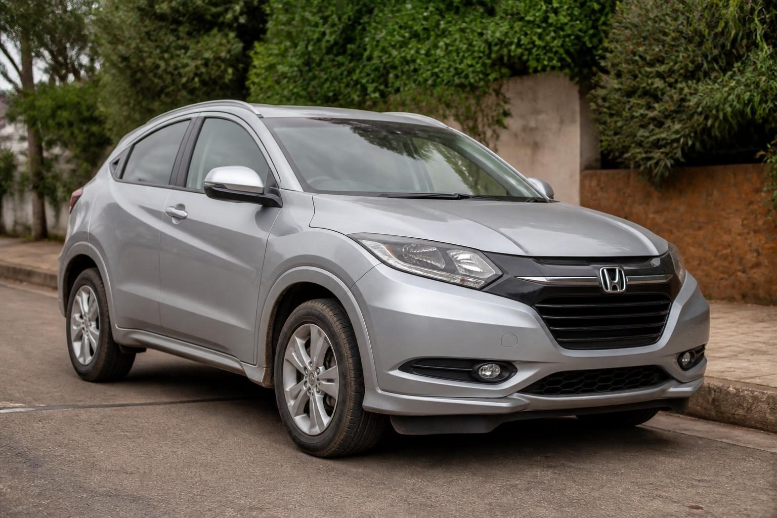 2017 Honda Vezel — used car available in Zimbabwe