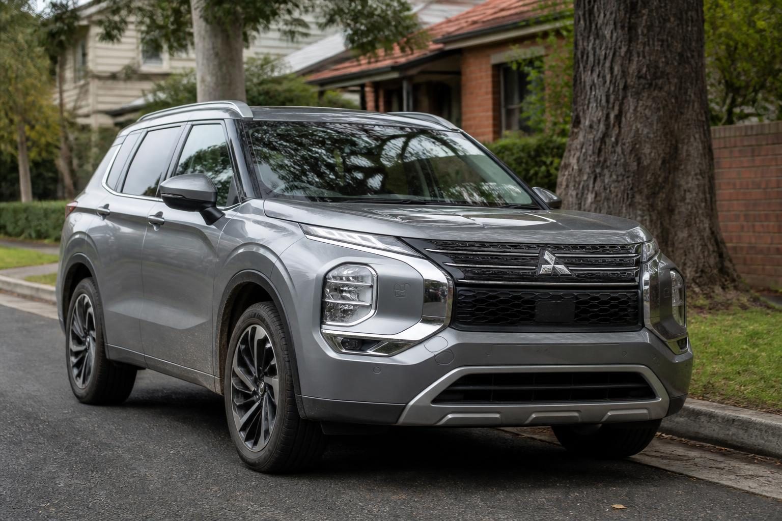 2026 Mitsubishi Outlander PHEV — used car available in Australia
