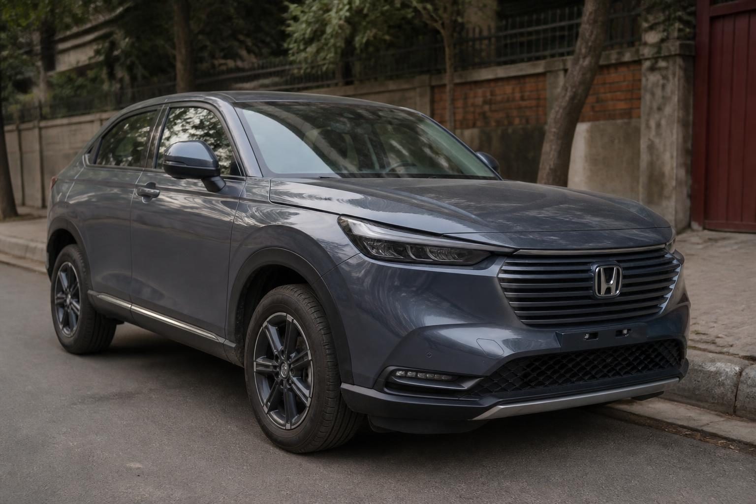 2022 Honda Vezel — used car available in Bangladesh