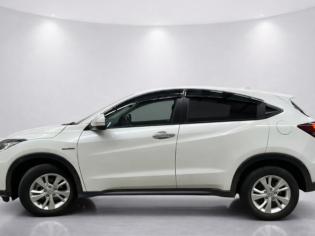2019 Honda Vezel X side exterior