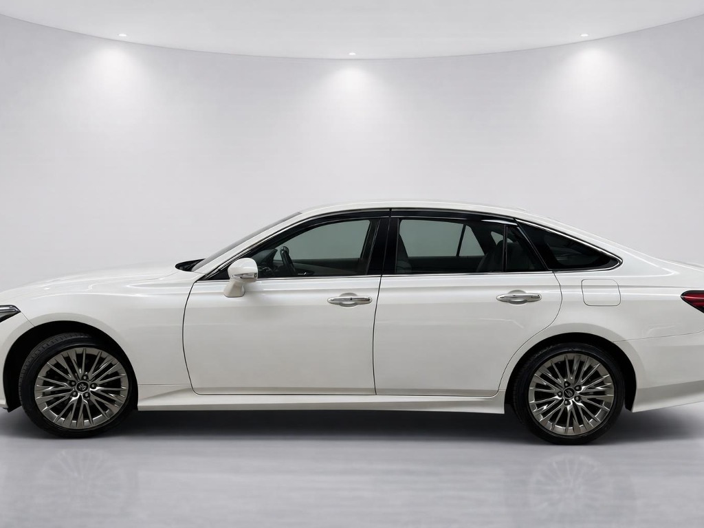 2020 Toyota Crown S Elegance vehicle photo photo 3