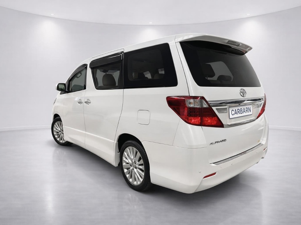 2013 Toyota Alphard S vehicle photo photo 4
