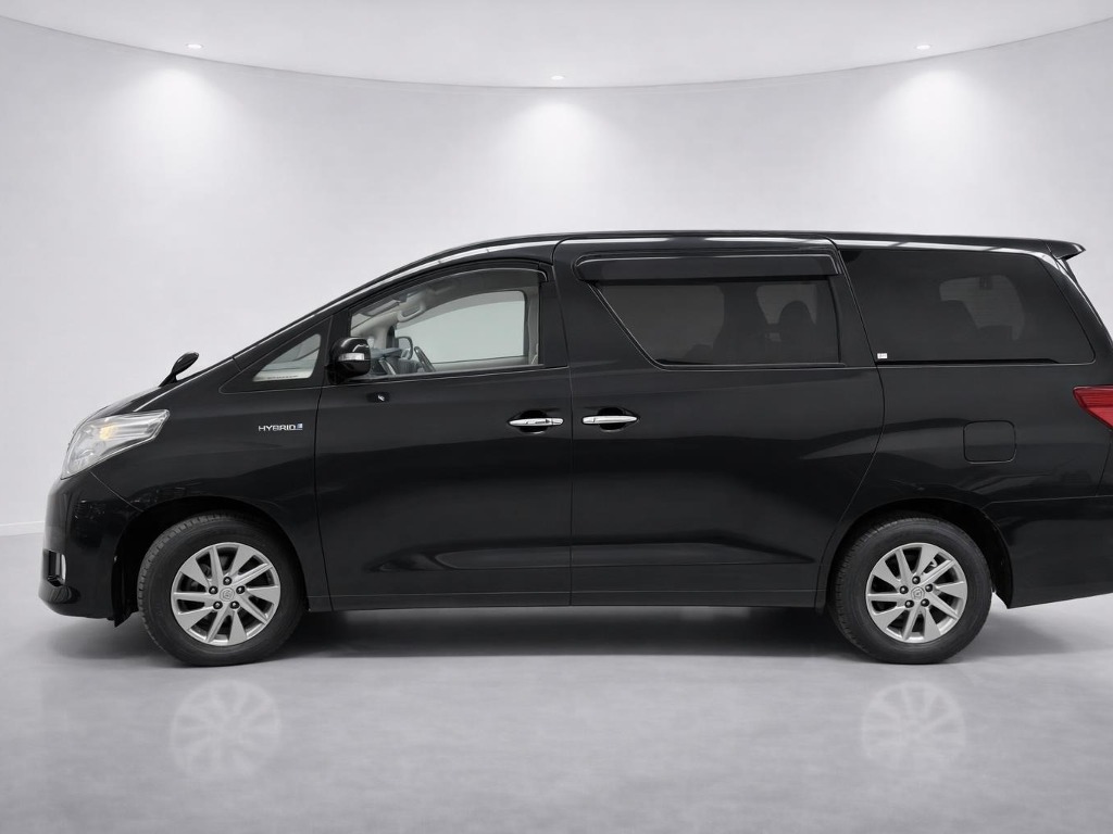 2013 Toyota Alphard Hybrid X 4WD side exterior