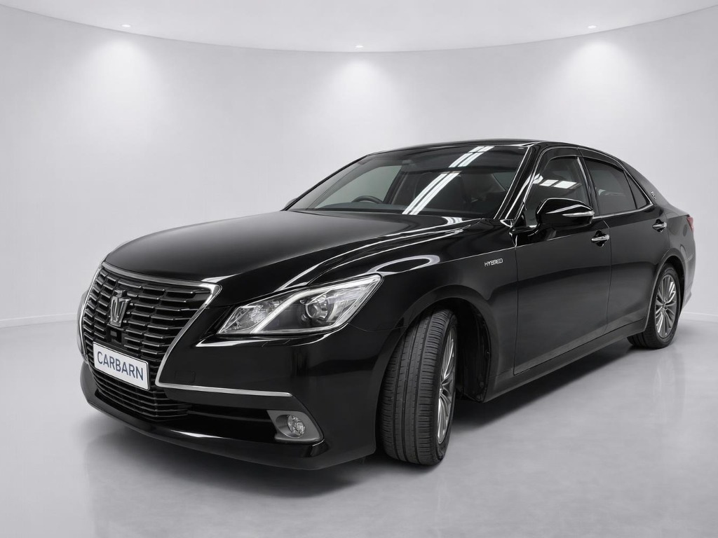2015 Toyota Crown Royal Saloon vehicle photo photo 2