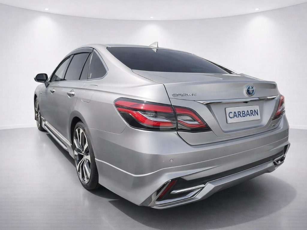 2019 Toyota Crown SC Package vehicle photo photo 2