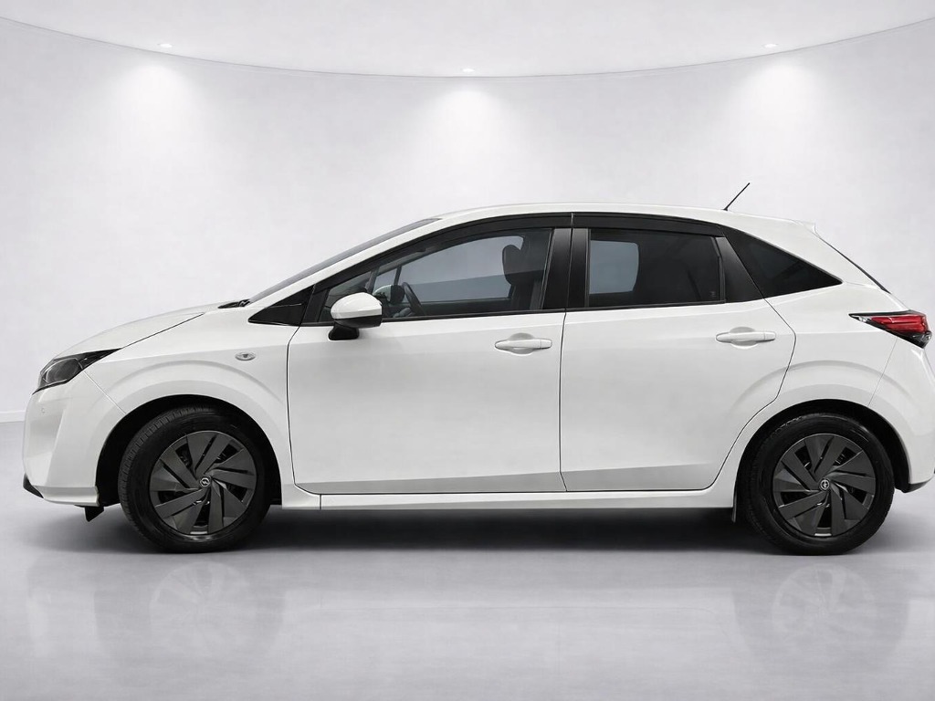 2021 Nissan Note X side exterior