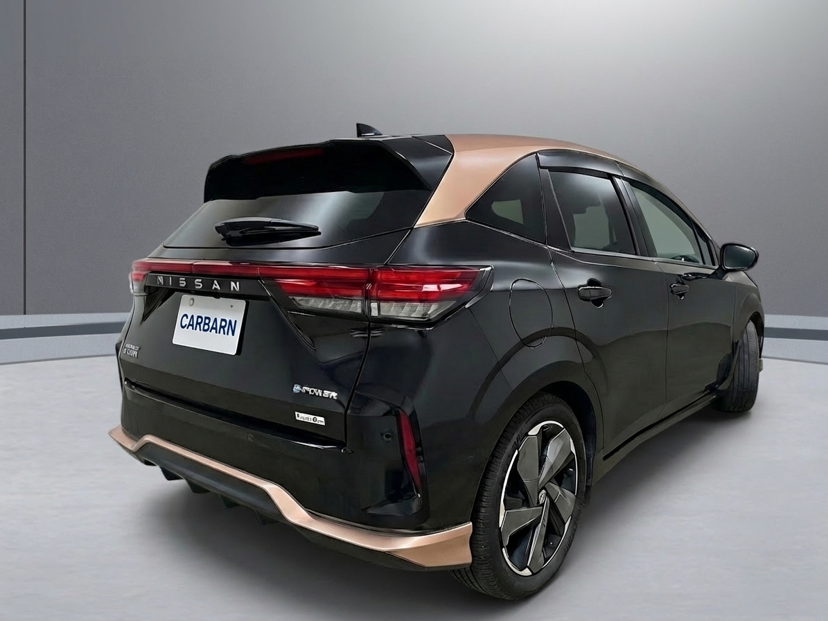 2023 Nissan Aura G Leather Edition vehicle photo photo 6
