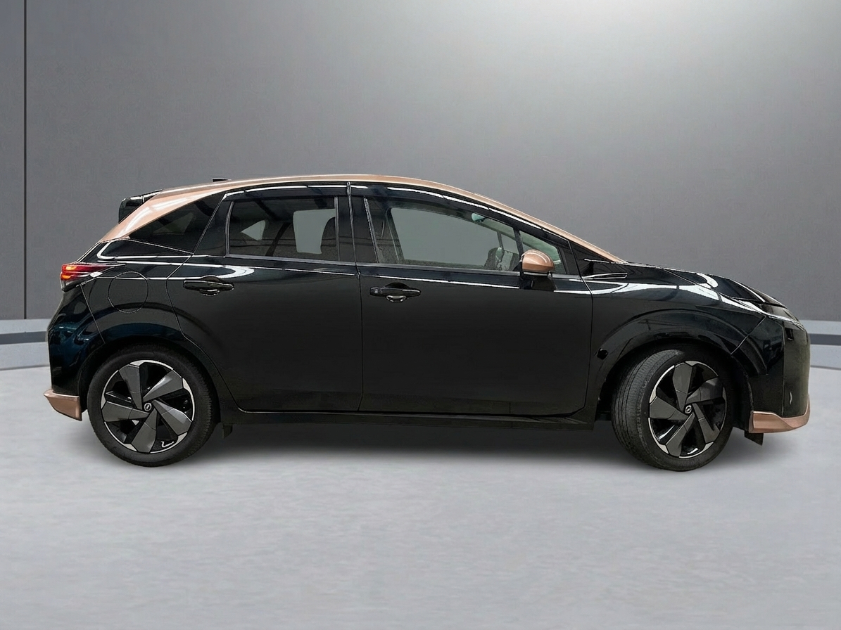 2023 Nissan Aura G Leather Edition vehicle photo photo 7