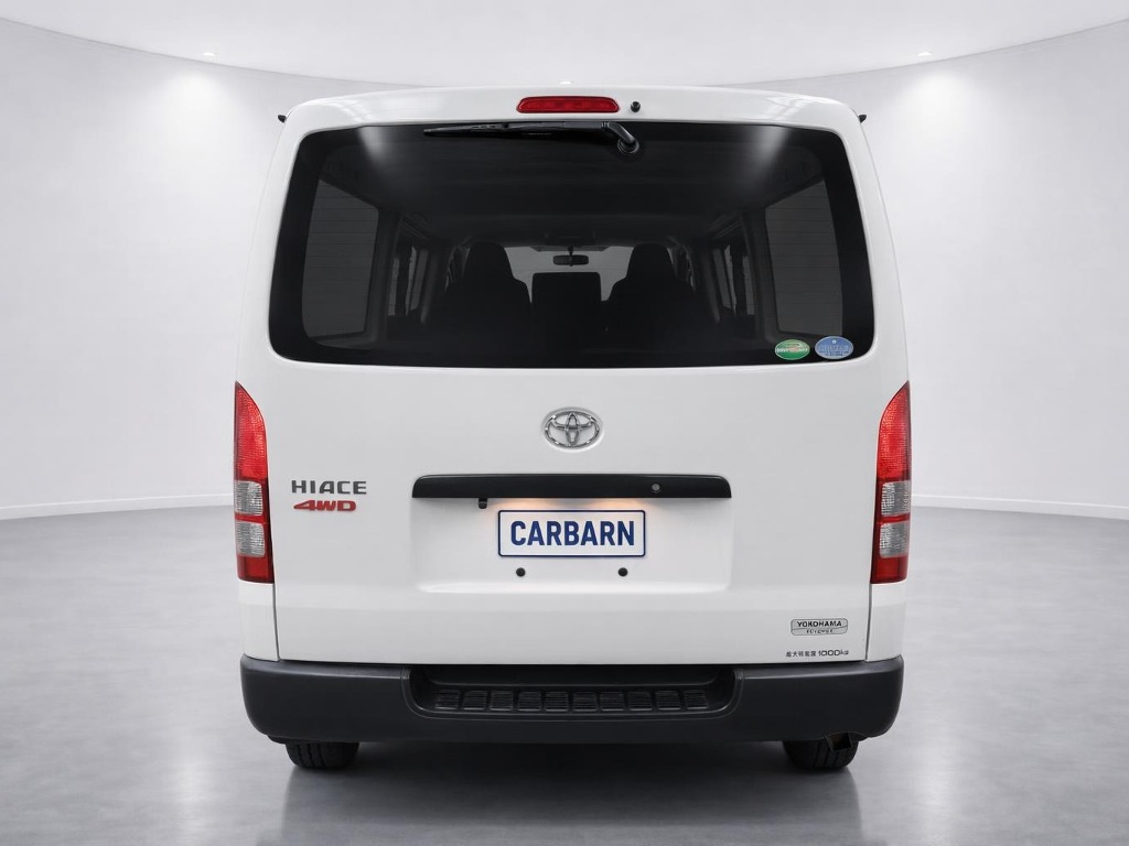 2018 Toyota Hiace DX 4WD rear exterior photo 2