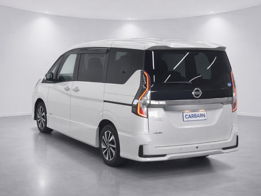 2021 Nissan Serena Highway Star V vehicle photo photo 2