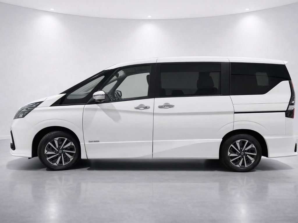 2021 Nissan Serena Highway Star V side exterior