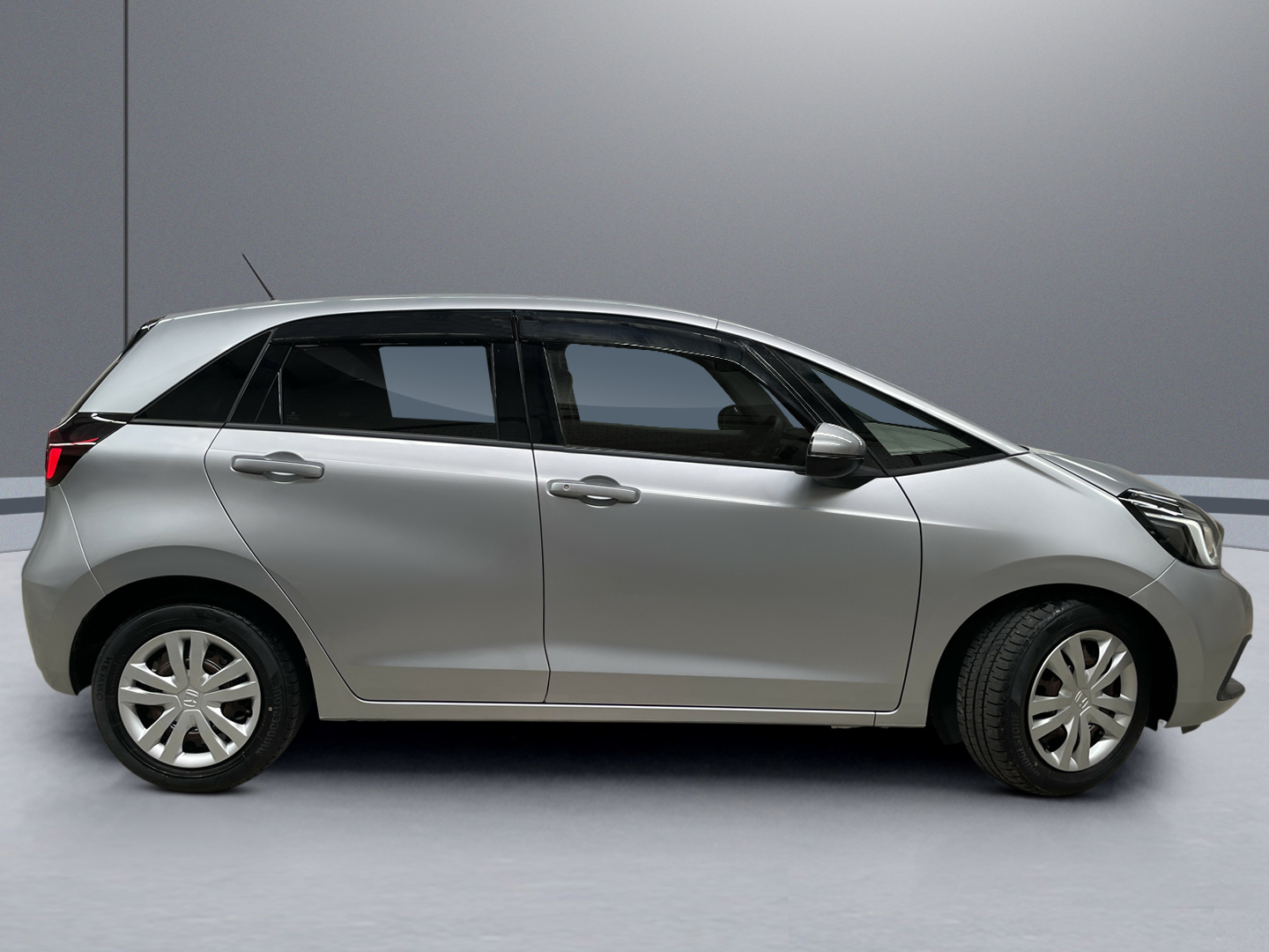 2020 Honda Fit E:hev Basic vehicle photo photo 7