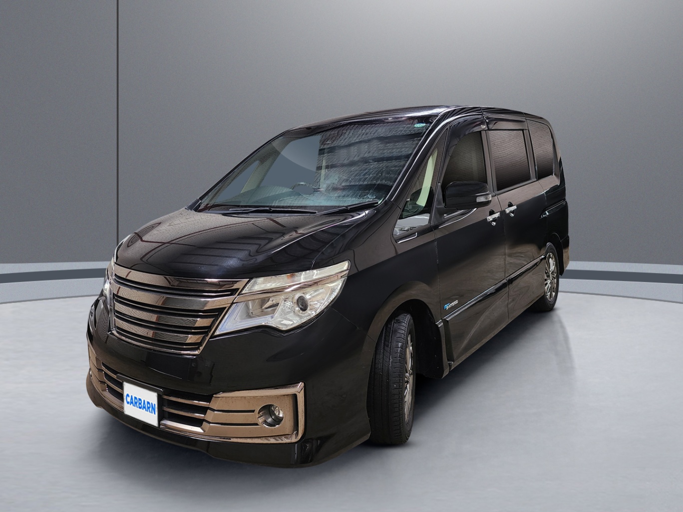 2014 Nissan Serena Hybrid vehicle photo photo 2