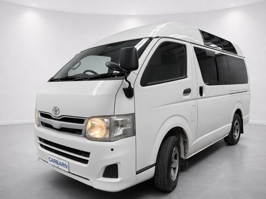 2012 Toyota Hiace 4WD front exterior at Carbarn Lidcombe photo 2