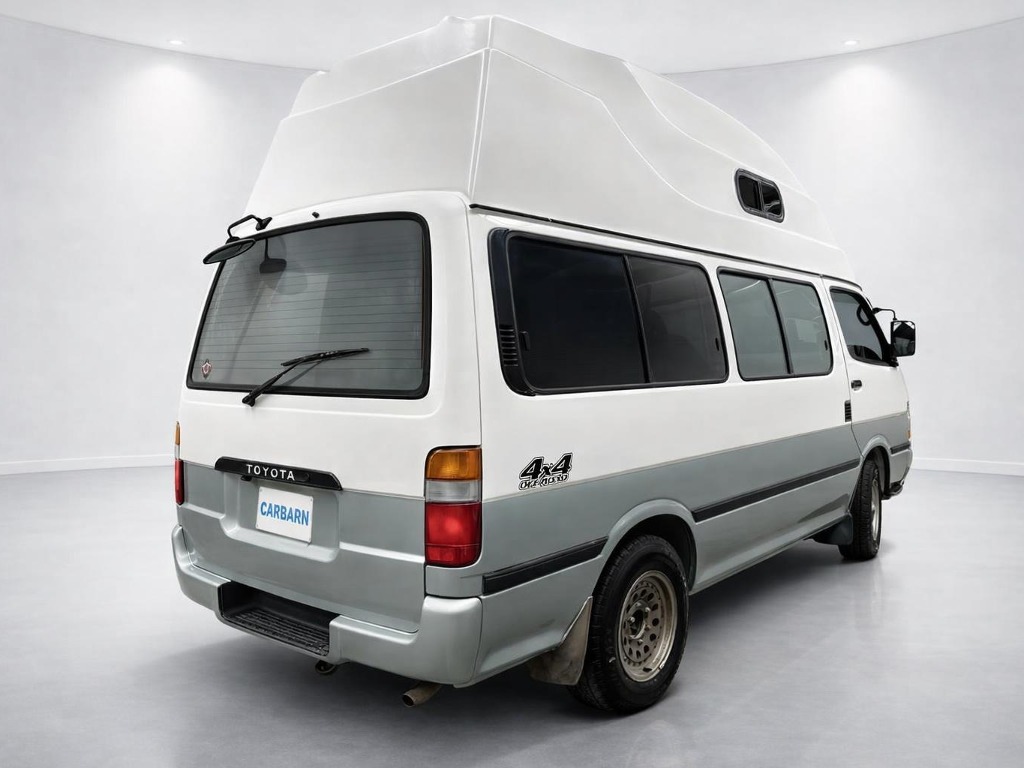 1991 Toyota Hiace 4WD rear exterior photo 3
