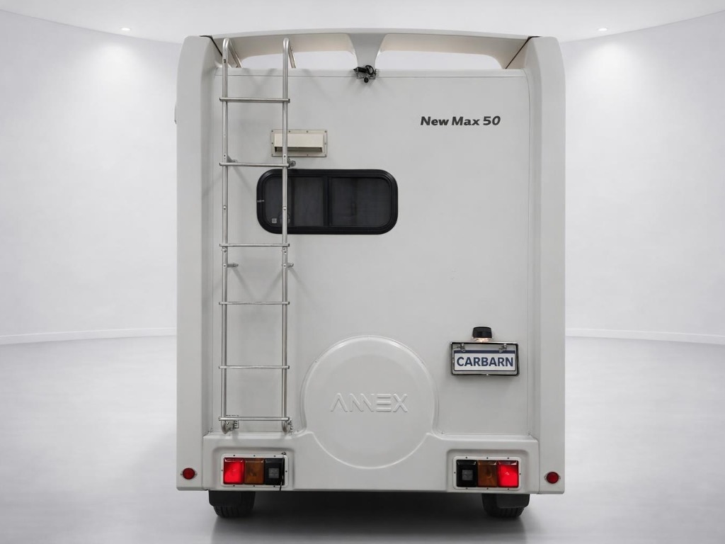 1999 Toyota Camroad Motorhome rear exterior photo 2