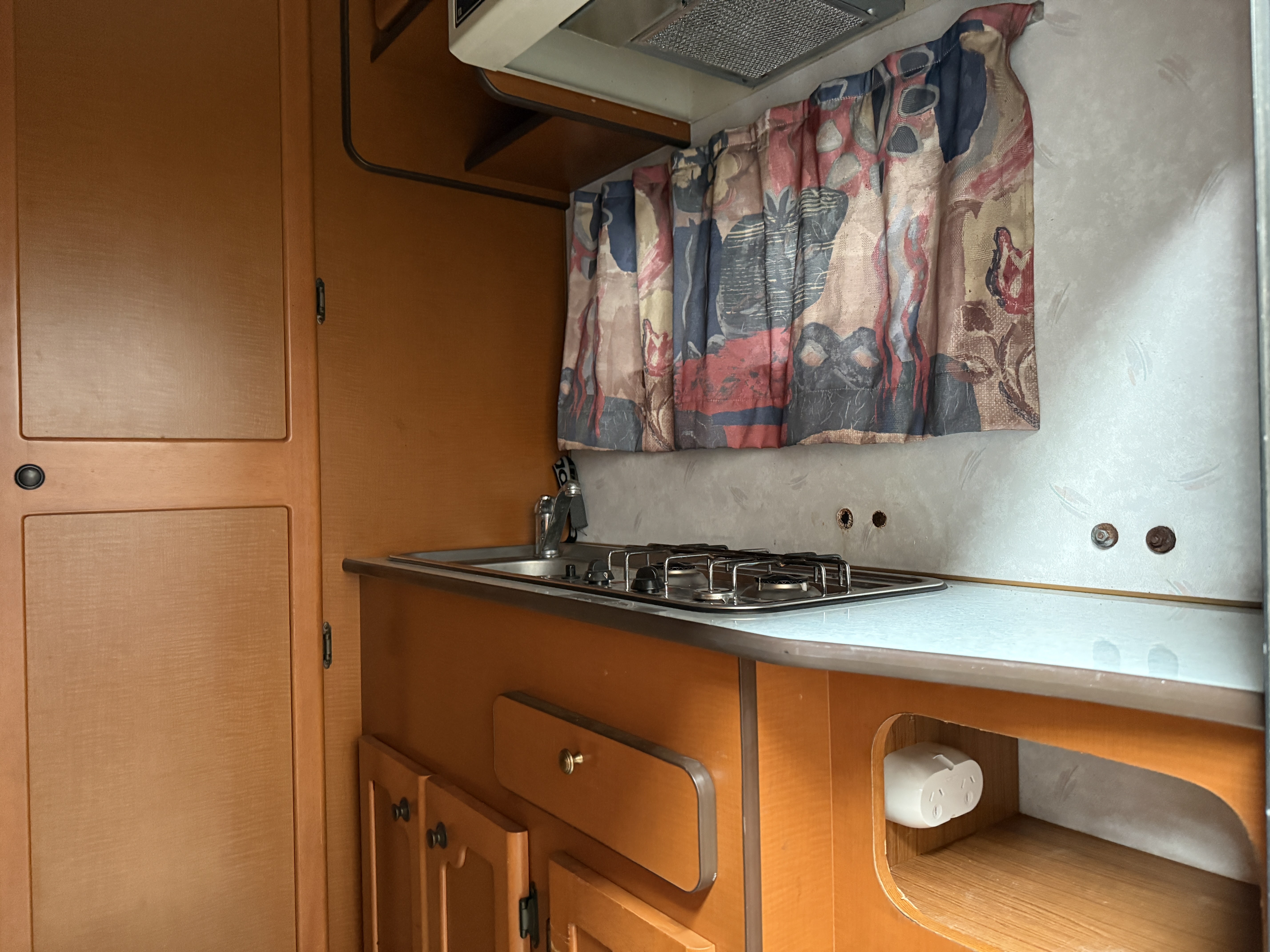 1999 Toyota Camroad Motorhome vehicle photo photo 5