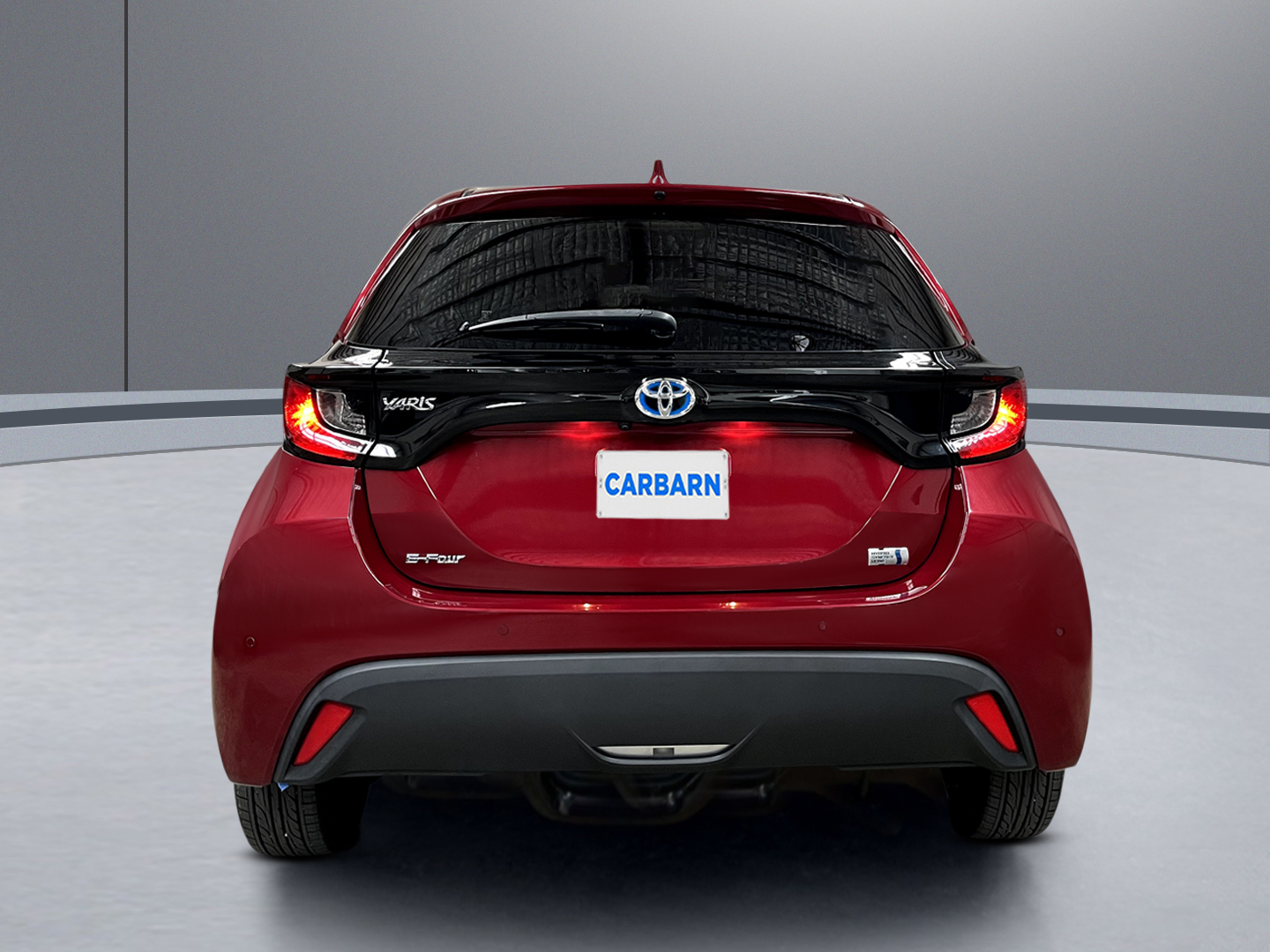 2020 Toyota Yaris Hybrid X vehicle photo photo 5