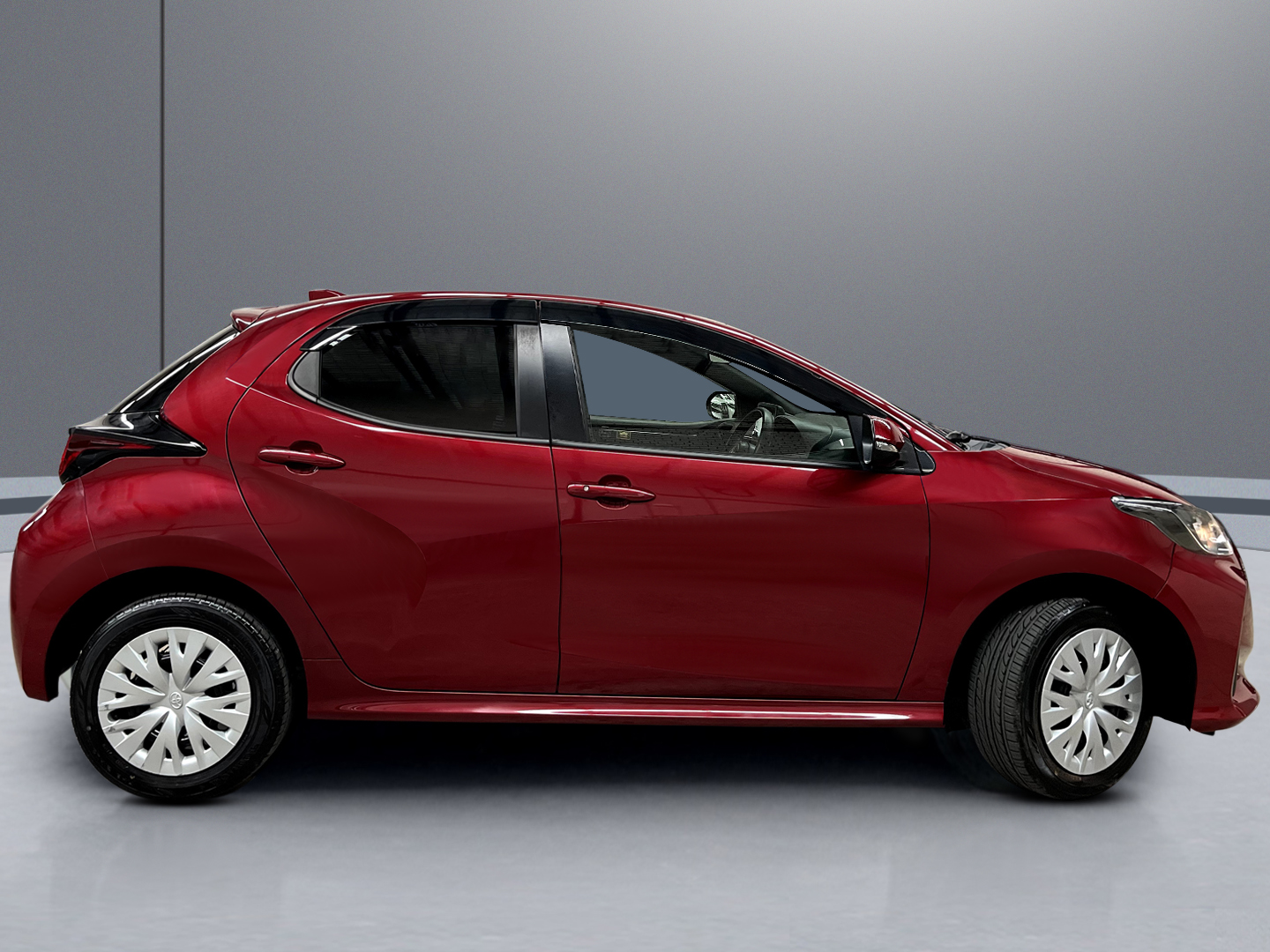 2020 Toyota Yaris Hybrid X vehicle photo photo 7
