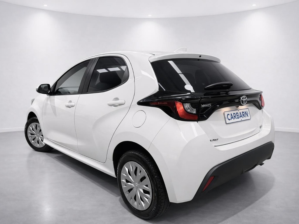 2022 Toyota Yaris Hybrid X AWD rear exterior