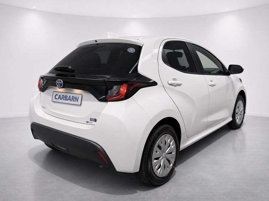 2022 Toyota Yaris Hybrid X AWD rear exterior photo 3