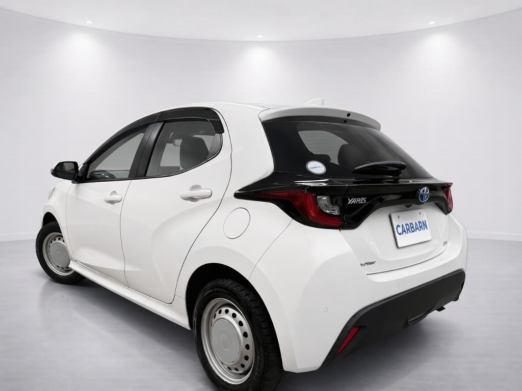2023 Toyota Yaris X vehicle photo photo 4