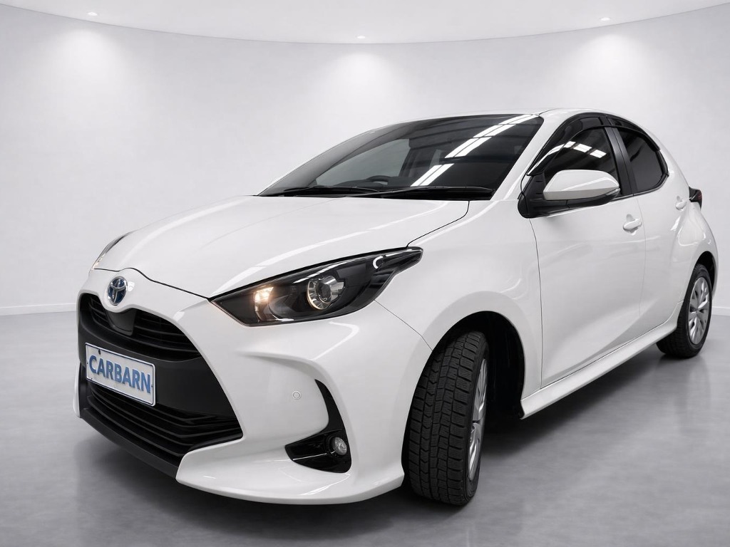 2023 Toyota Yaris 4WD Hybrid X front exterior at Carbarn Lidcombe photo 2