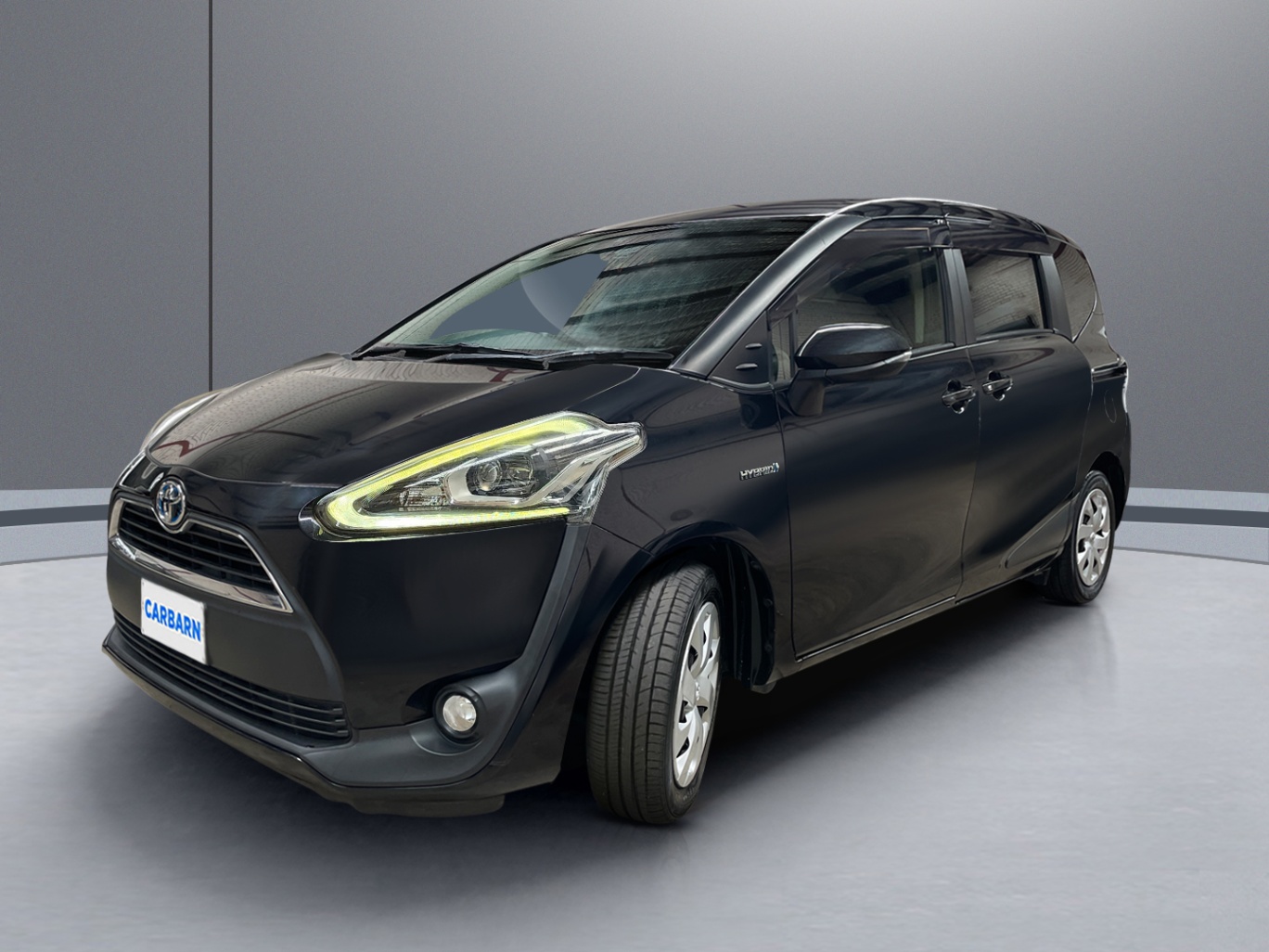 2015 Toyota Sienta G Hybrid vehicle photo photo 2