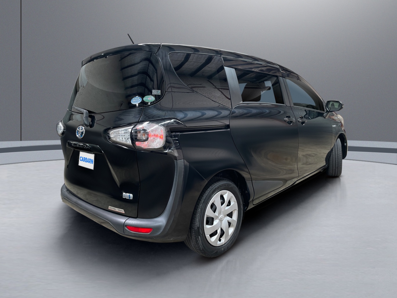 2015 Toyota Sienta G Hybrid vehicle photo photo 6