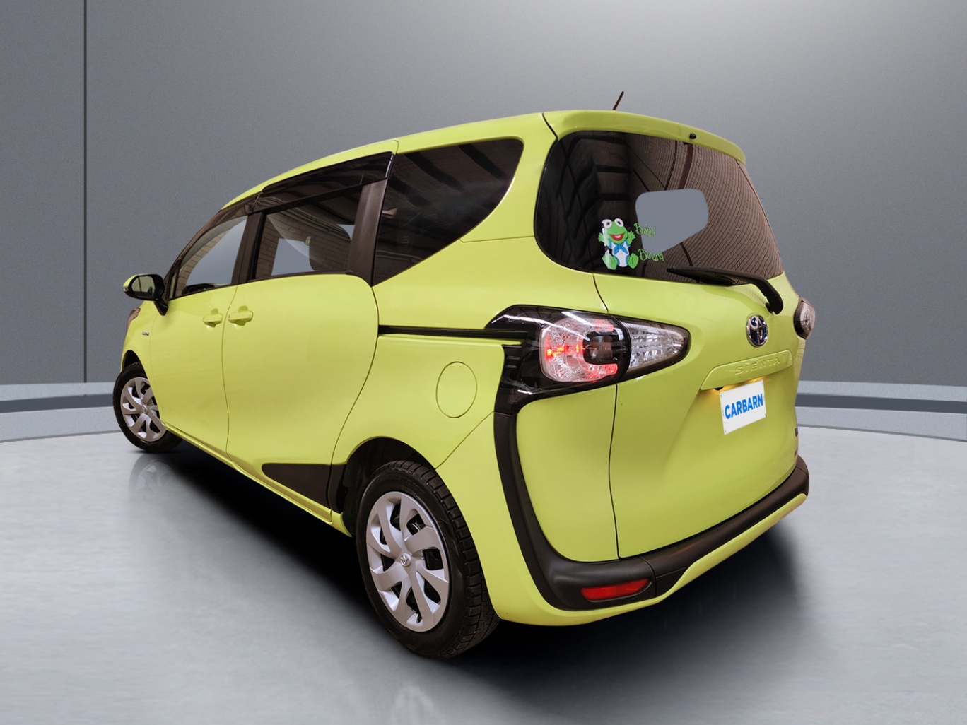 2018 Toyota Sienta Hybrid Wagon 1.5L NHP170, 1NZ-FXE vehicle photo photo 4