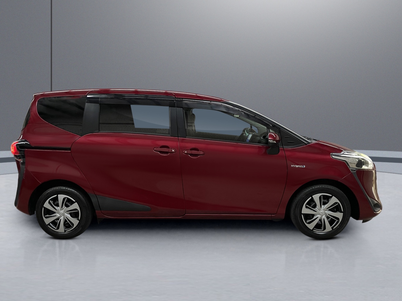 2019 Toyota Sienta G Hybrid vehicle photo photo 7