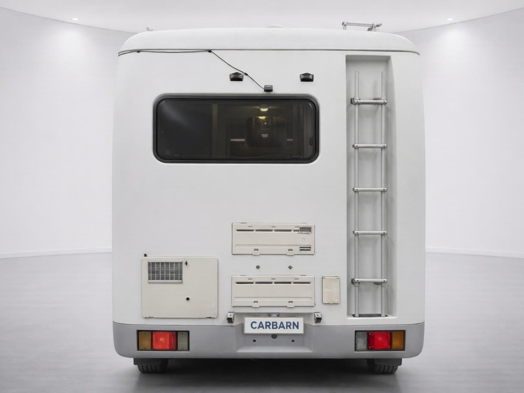 1994 Isuzu ELF Motorhome rear exterior photo 2