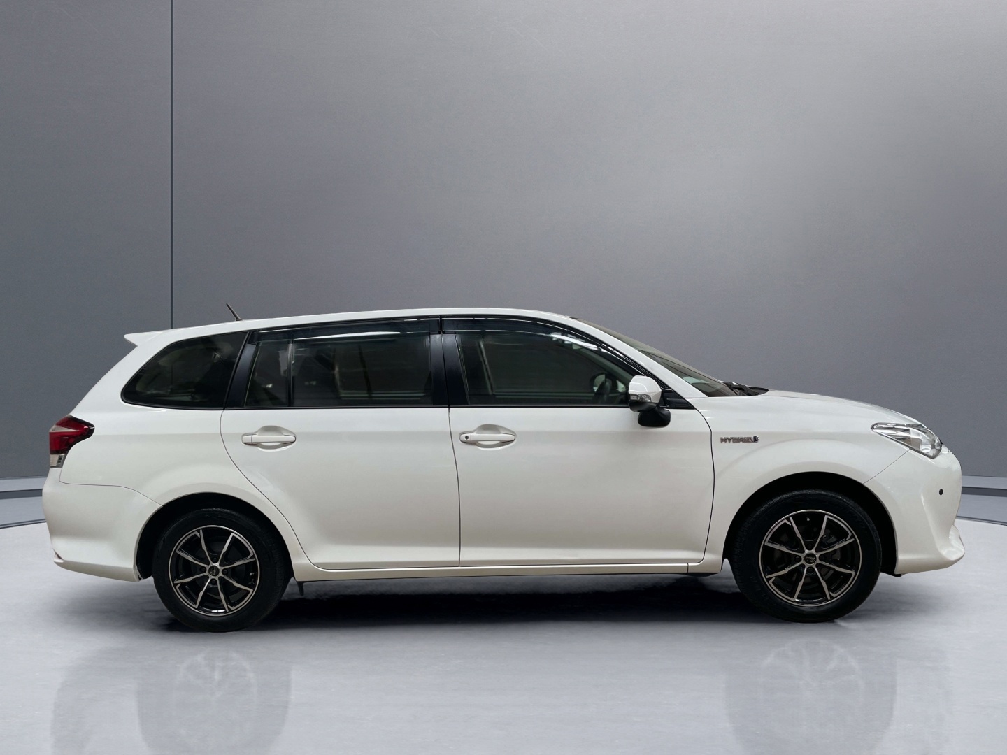 2016 Toyota Corolla Fielder 1.5i Hybrid NKE165G, 1NZFXE vehicle photo photo 6