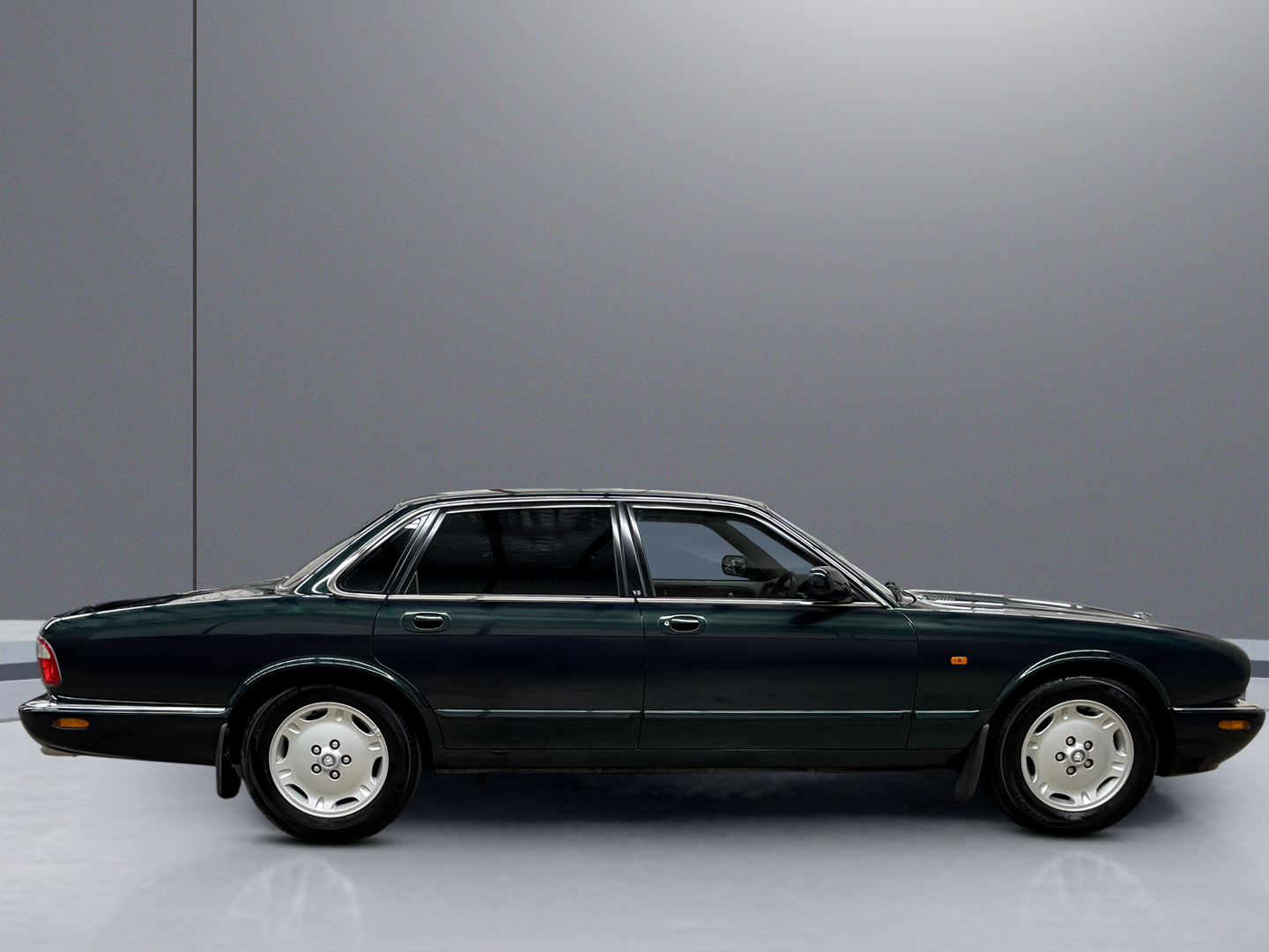 1999 Jaguar XJ XJ Executive 3.2-V8 vehicle photo photo 7