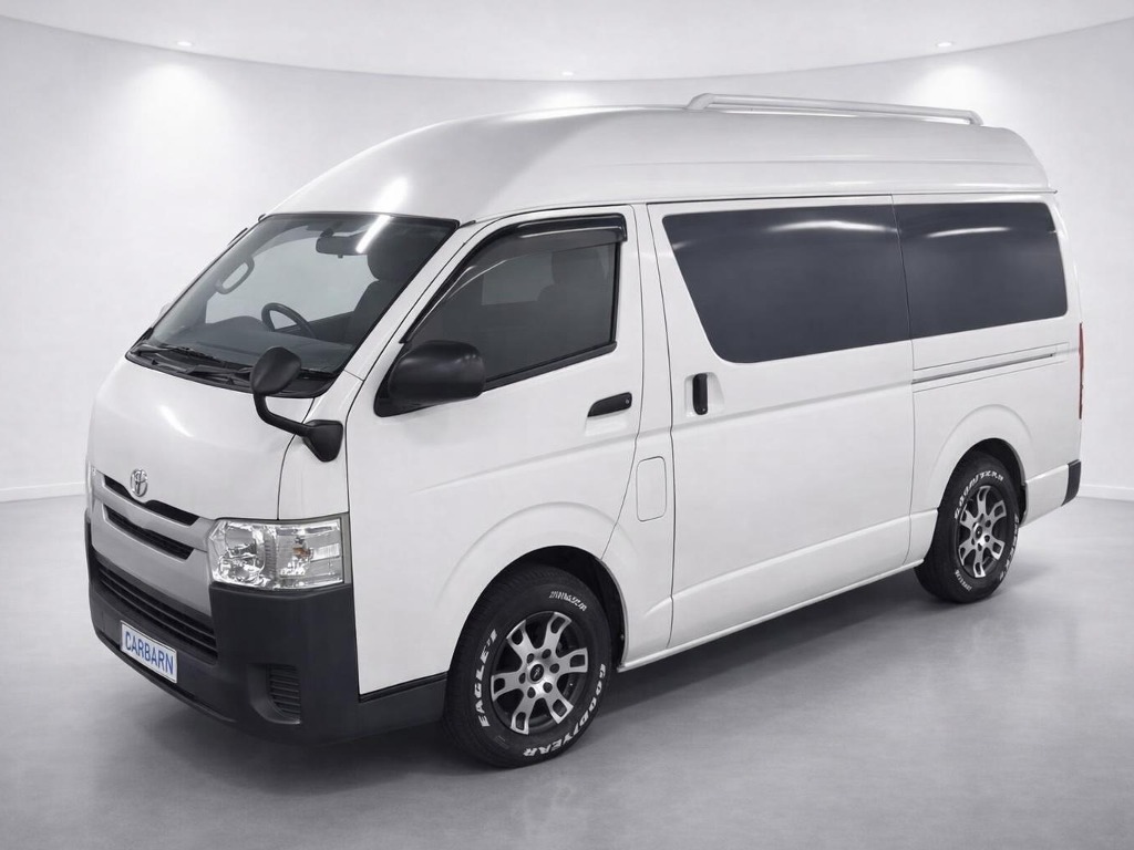 2014 Toyota Hiace DX side exterior