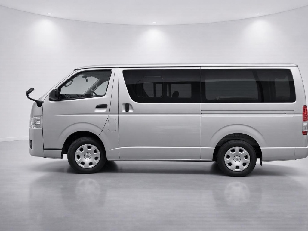 2019 Toyota Hiace DX GL vehicle photo photo 3