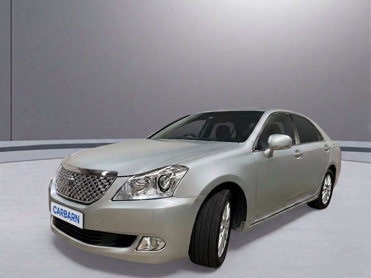 2011 Toyota Crown Majesta A Type vehicle photo photo 2