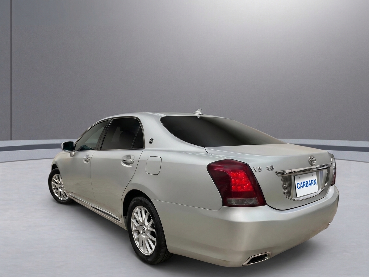 2011 Toyota Crown Majesta A Type vehicle photo photo 4