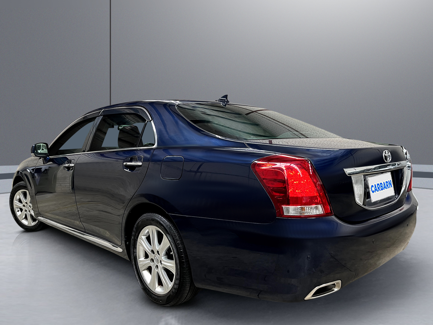 2012 Toyota Crown Majesta G Type vehicle photo photo 4