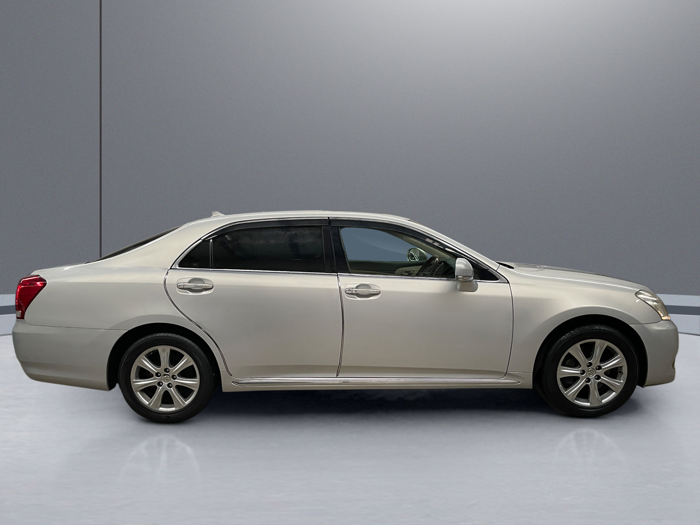 2012 Toyota Crown Majesta 4D A Type vehicle photo photo 7