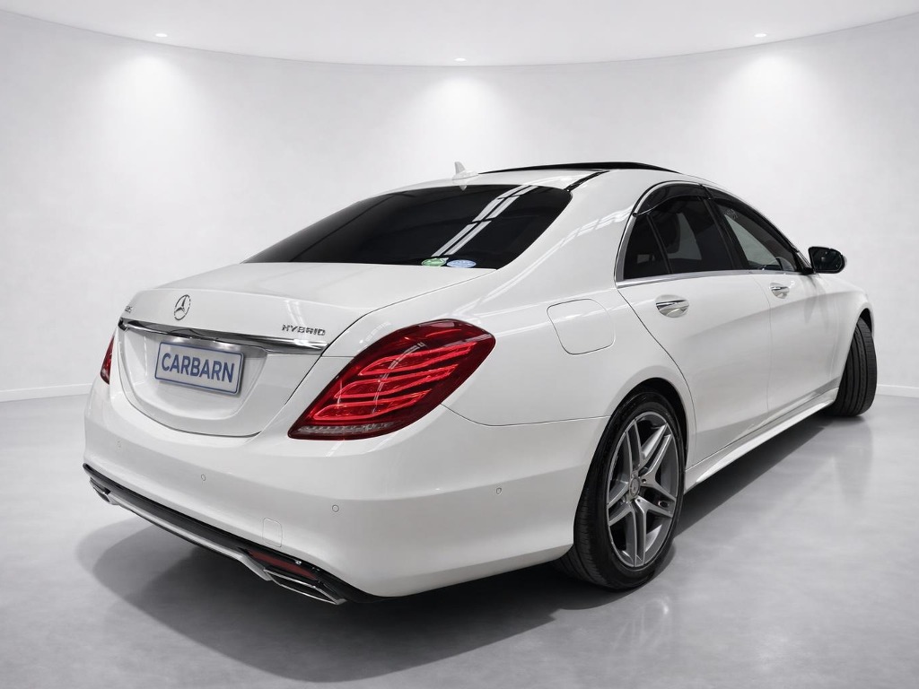 2014 Mercedes-Benz S-Class S 400HB Exclusive AMG rear exterior photo 3