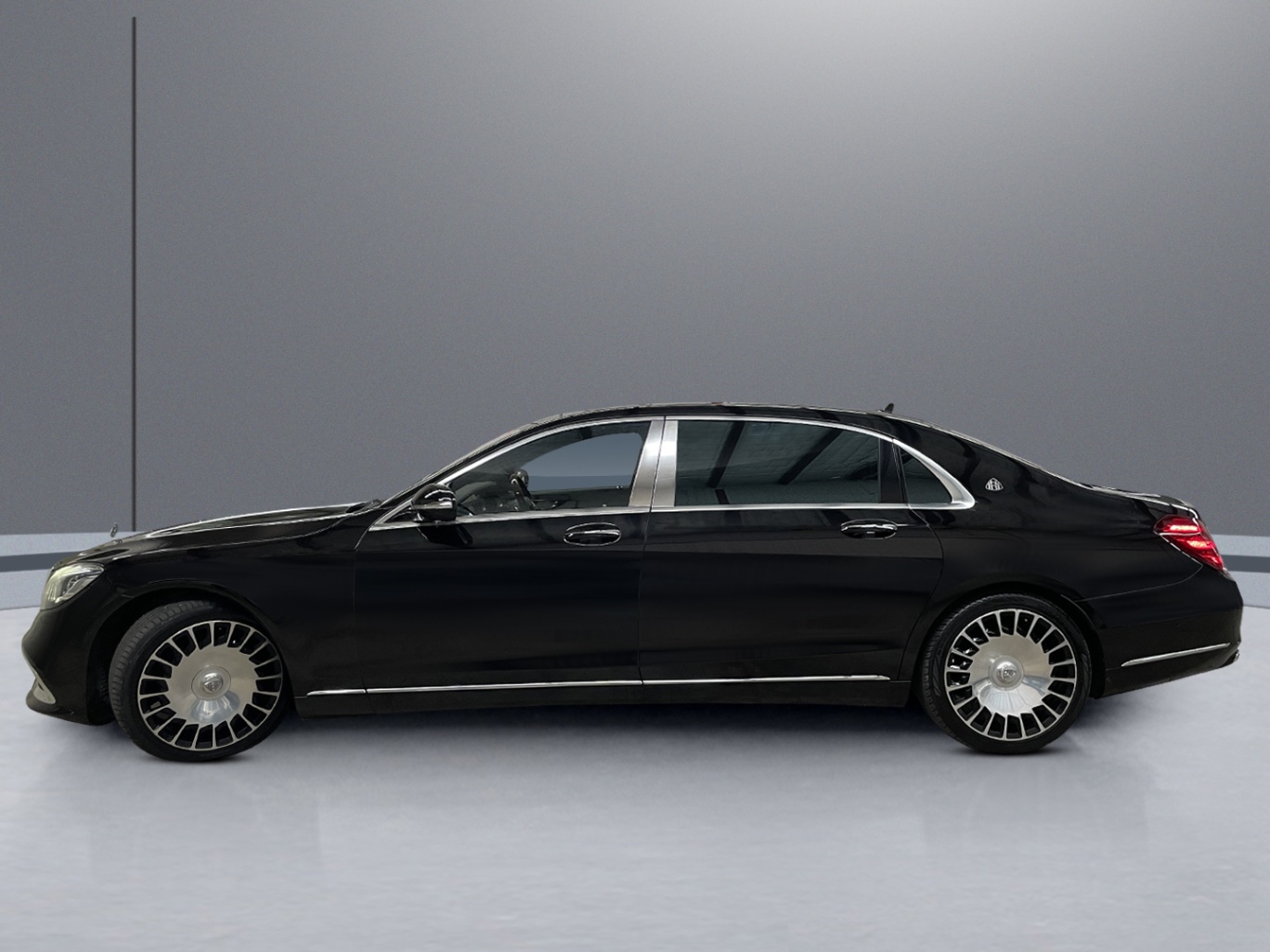 2017 Maybach S-560 S560 vehicle photo photo 3
