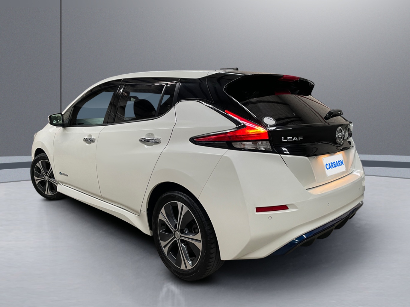 2018 Nissan Leaf X vehicle photo photo 4