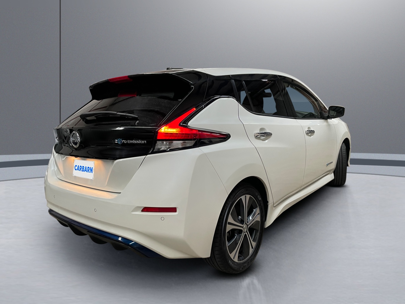2018 Nissan Leaf X vehicle photo photo 6
