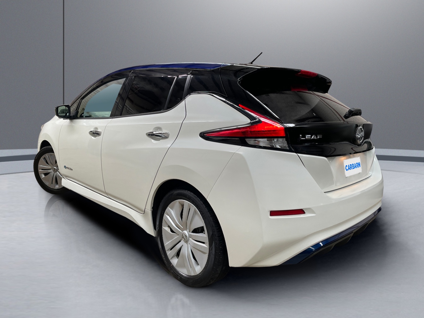 2018 Nissan Leaf Electric Hatchback ZE1, EM57 vehicle photo photo 4